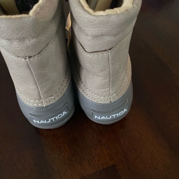 Nautica Sea Ripple Duck Boots Gray Taupe 10 - Picture 2 of 4